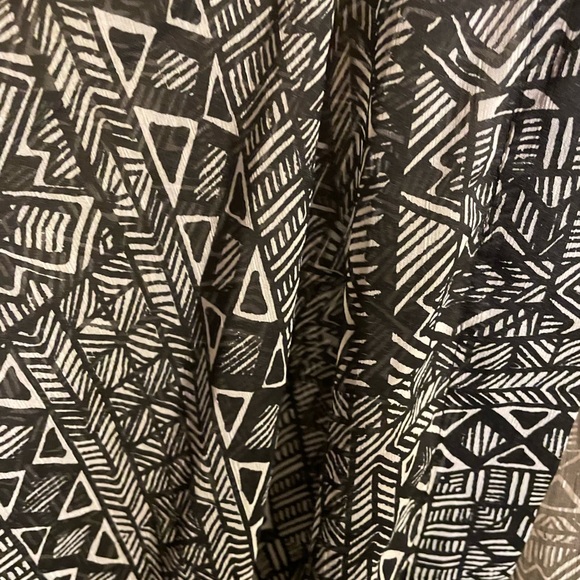 Arizona jeans medium-large lightweight, cover-up, swimming/dress shaw - Picture 2 of 6